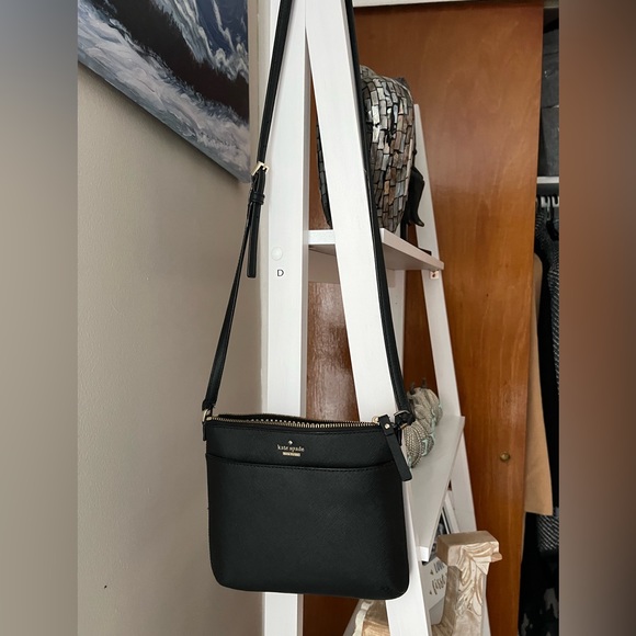 Kate Spade ♠️ Cross body - Picture 3 of 6